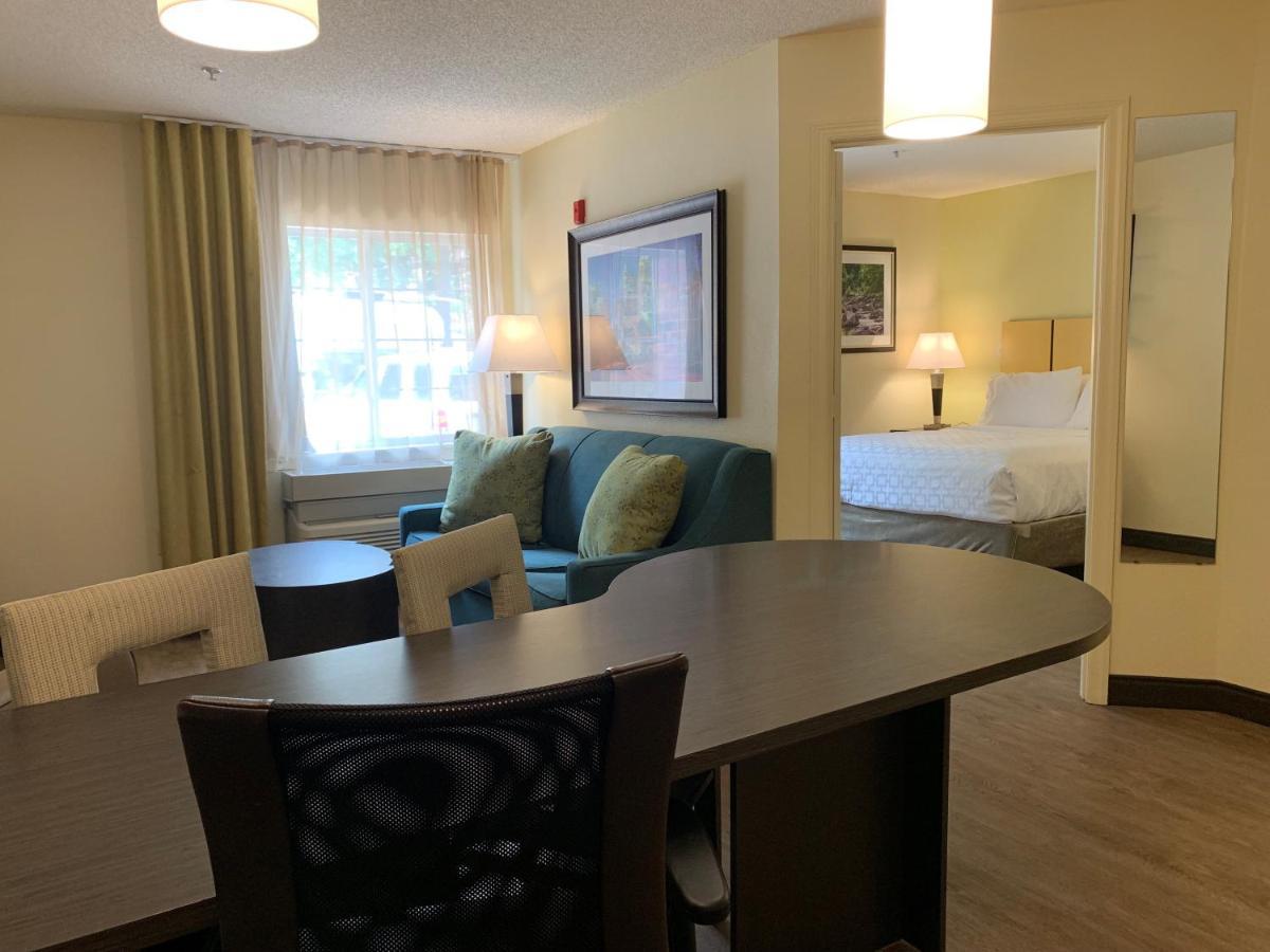 Candlewood Suites Raleigh Crabtree By Ihg Exteriér fotografie